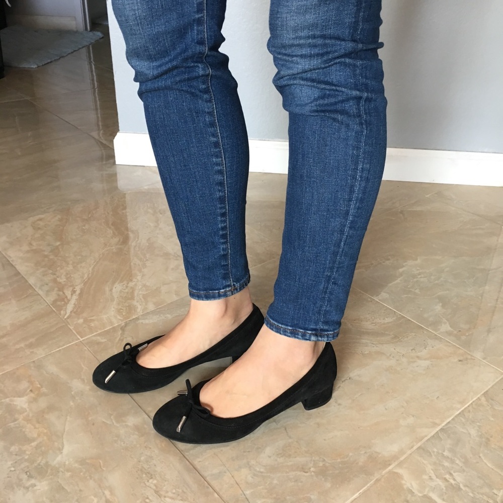 AGL Attilio Guisti Leombruni Suede Block Heels